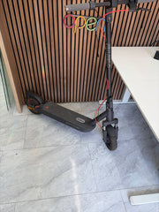 XIAOMI Scooter 5 Max E-Scooter (10 Zoll, Black)