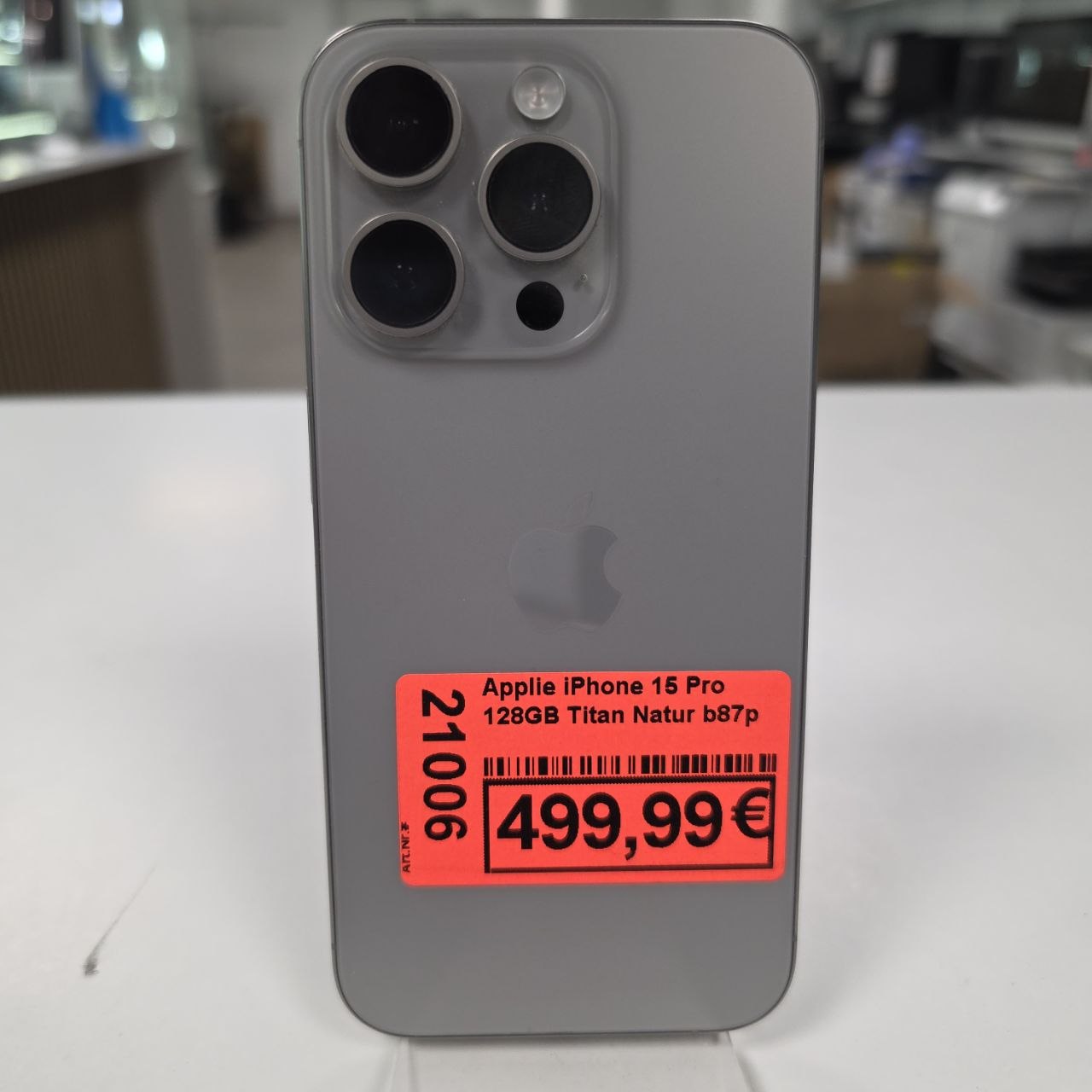 Apple iPhone 15 Pro 128GB Titanium Natural