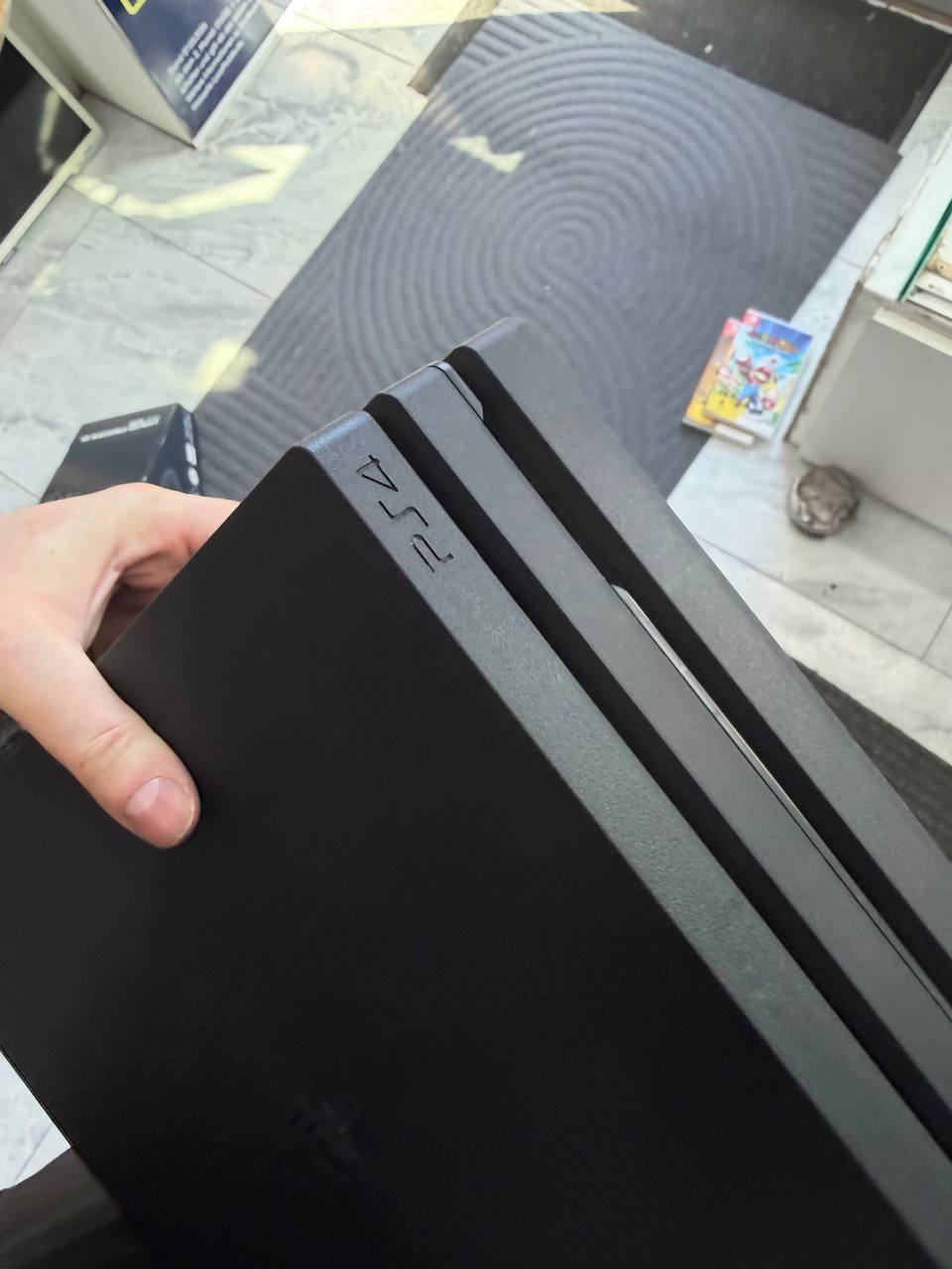 Sony PlayStation 4 (PS4) Gaming-Konsole