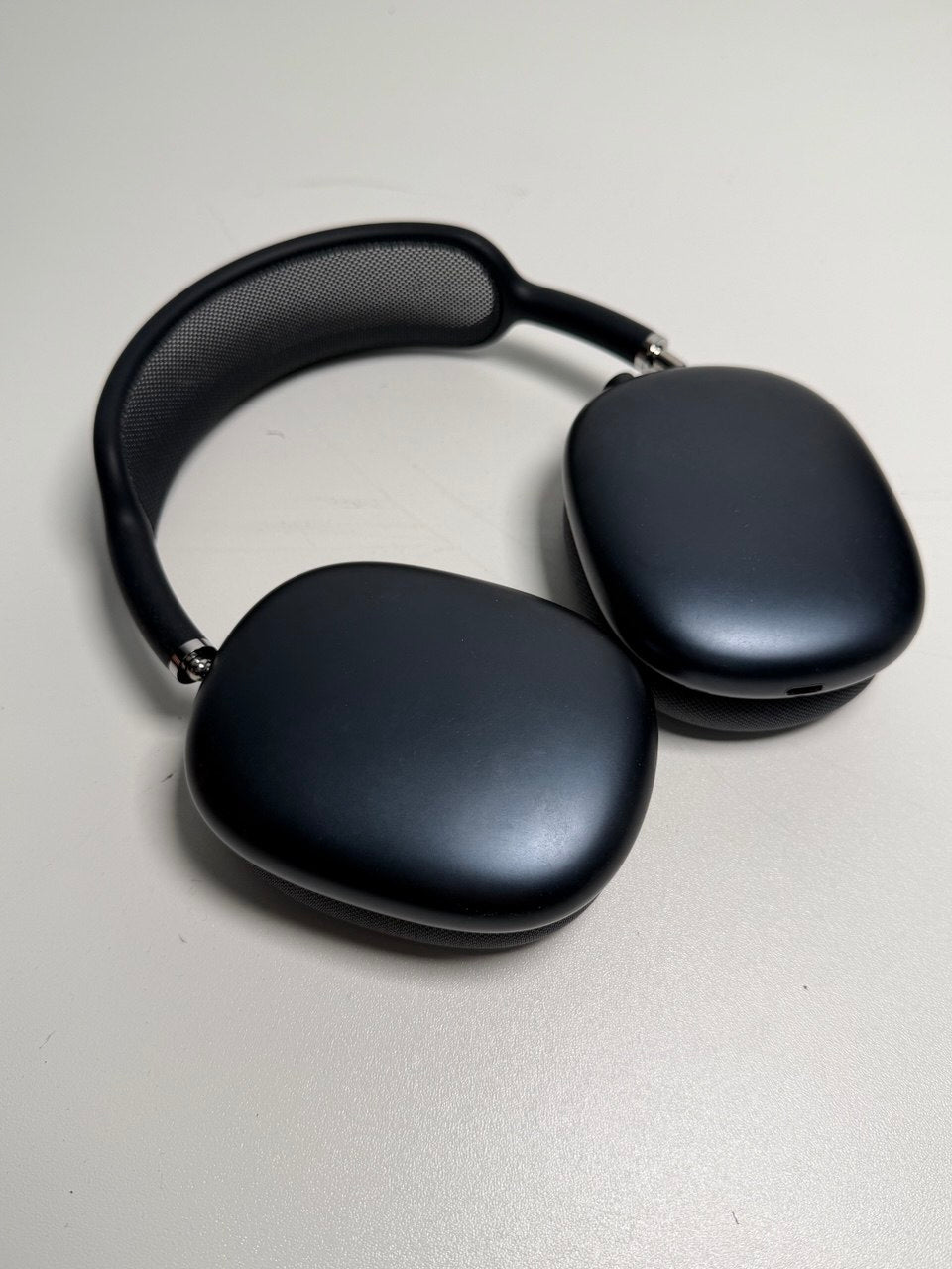 Apple AirPods Max Midnight