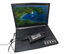 Medion eRazer Gaming Core i5-8300H 8x2,3GHz 16GB RAM 128GB SSD+512GB SSD GPU GeForce GTX 1050 4GB Win11 1452415