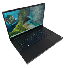 Razer Blade 15 Intel i7-9750H 12x2,60MHz 16 GB RAM 256GB SSD GeForce GTX 1660 Ti 8GB Win11
