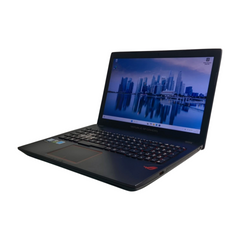 GTX 1050 4GB Asus ROG GL553V i5-7300HQ 4x2,50GHz 20GB RAM 120GB SSD 1TB HDD Win11
