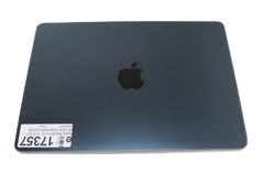 Apple MacBook Air 13.6 Zoll M3 2024 8GB RAM 256GB SSD (Ladezyklen 88 / a99%)