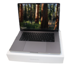Apple MacBook Pro 16" M2 (2023) Space Grau (MNW93D/A) 16GB RAM 1TB SSD Ladezyklen 110 94%