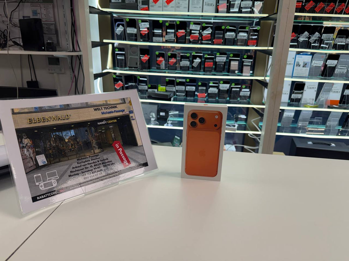 Apple iPhone 17 Pro Max Cosmic Orange