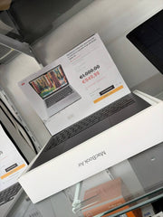 Apple MacBook Air 13" 2024 M4 Spacegrau