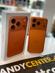 Apple iPhone 13 Pro, Orange mit Lederrücken