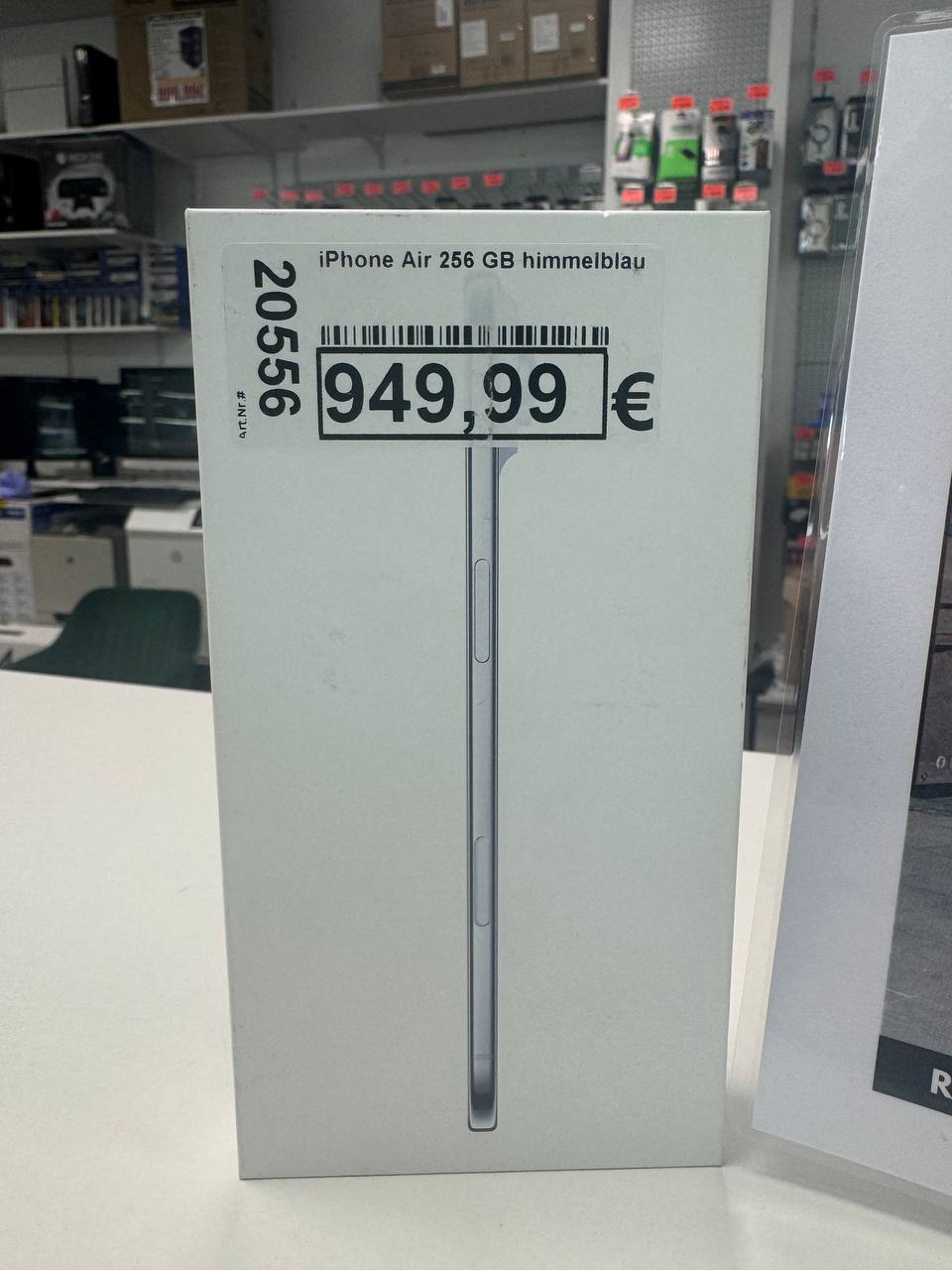 Apple iPhone Air 256 GB Himmelblau