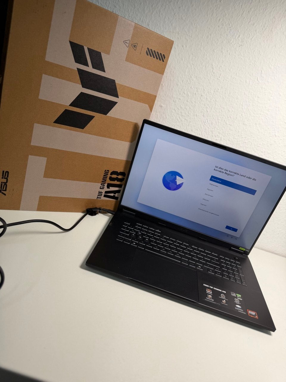ASUS TUF Gaming A18 FA808UH-S8017W Laptop