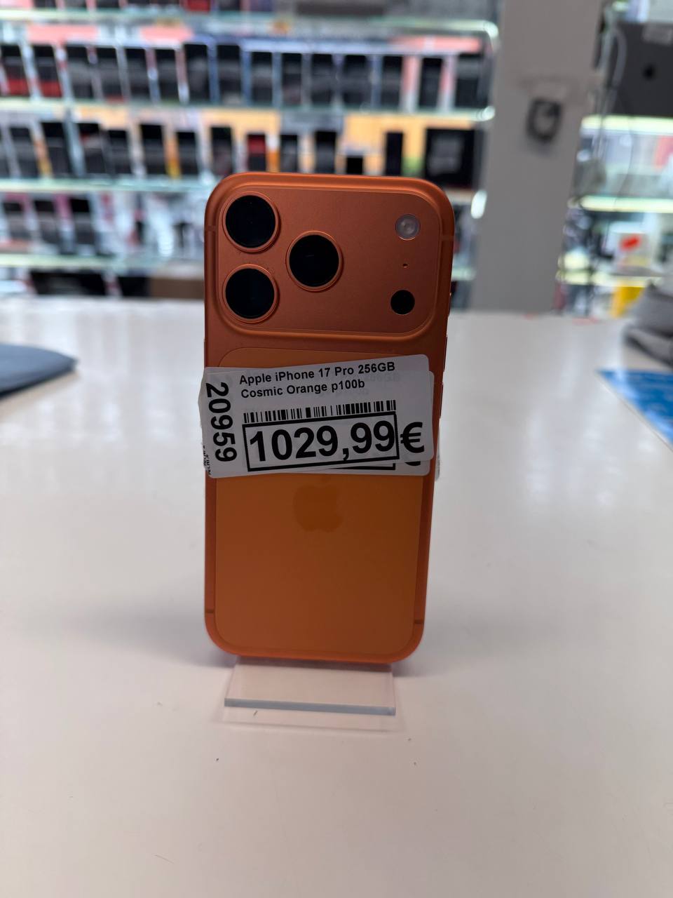 Apple iPhone 17 Pro 256GB Cosmic Orange