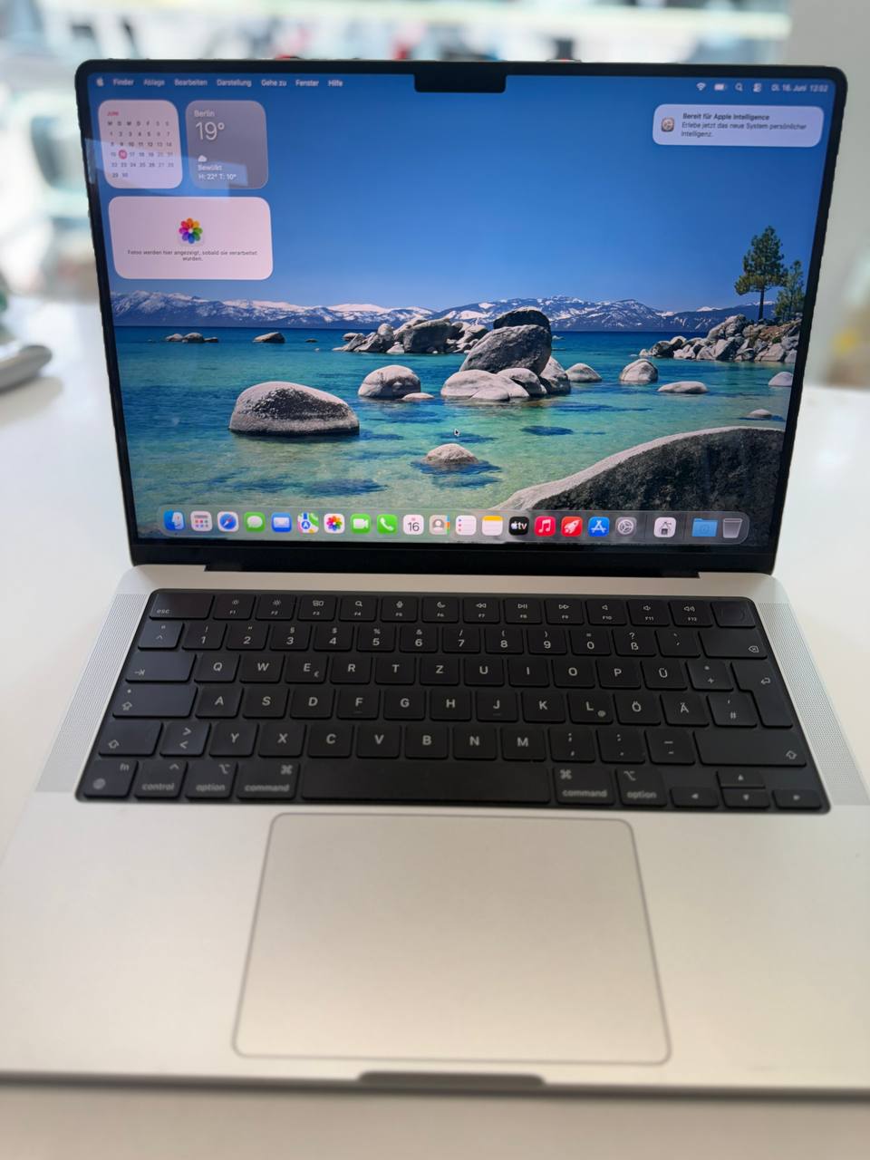 Apple MacBook Pro M4