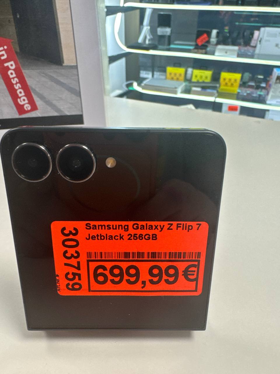 Samsung Galaxy Z Flip 7, 256GB Jetblack