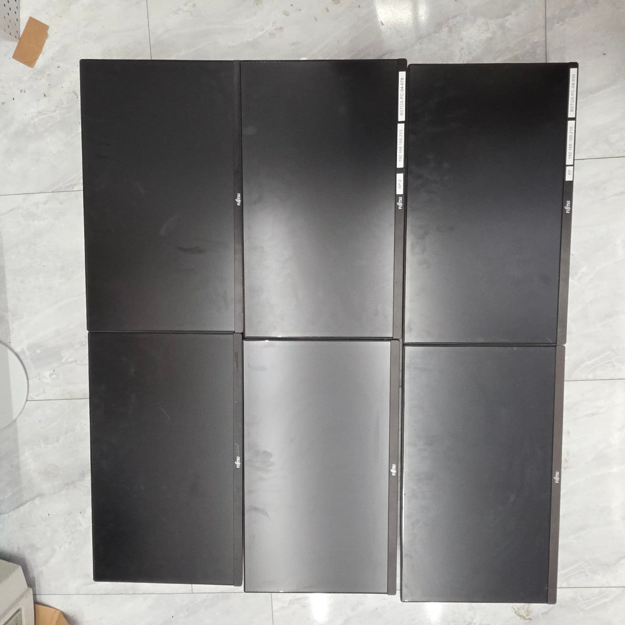 6x Stück alles DEFEKT+ 2x TFT Fujitsu Esprimo X923 All in One / 23" (58,4cm) / i5-4590T ohne HDD