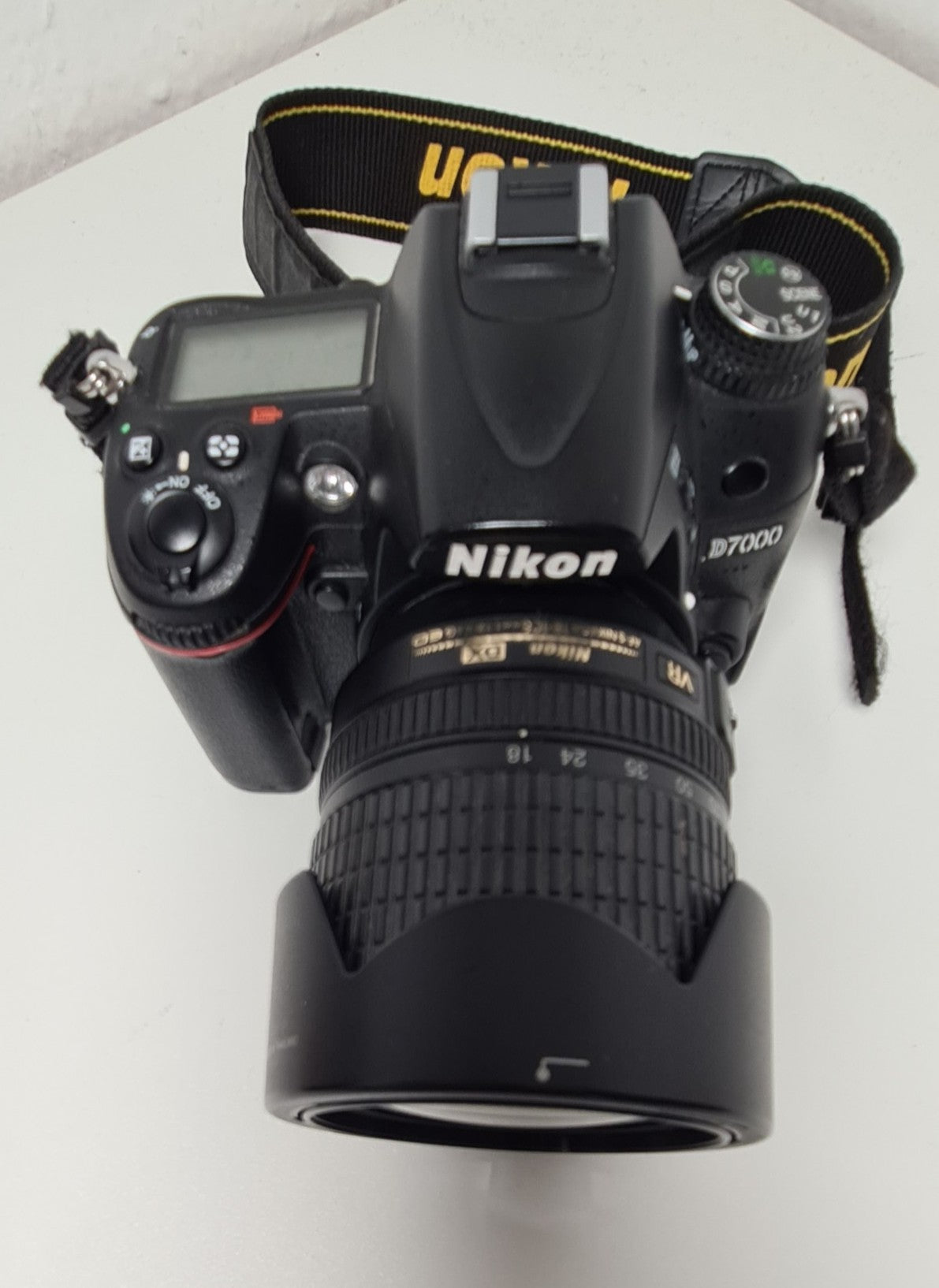Nikon D7000 Digital camera SLR 18-105mm lens VR II Accessories Kit japan