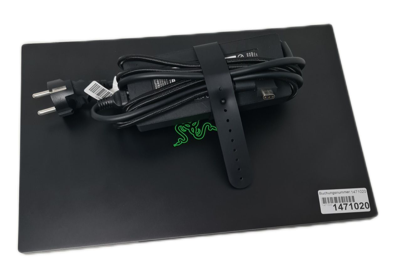 Razer Blade 15 Intel i7-9750H 12x2,60MHz 16 GB RAM 256GB SSD GeForce GTX 1660 Ti 8GB Win11
