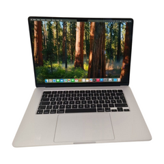 Apple MacBook Air 15.3 Zoll M4 16GB RAM 256GB SSD 2 Ladezyklrn Batterie 100% 1501166