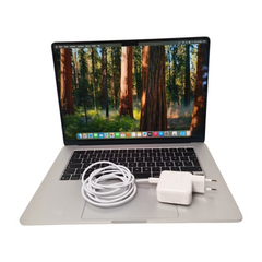 Apple MacBook Air 15.3 Zoll M4 16GB RAM 256GB SSD 2 Ladezyklrn Batterie 100% 1501166