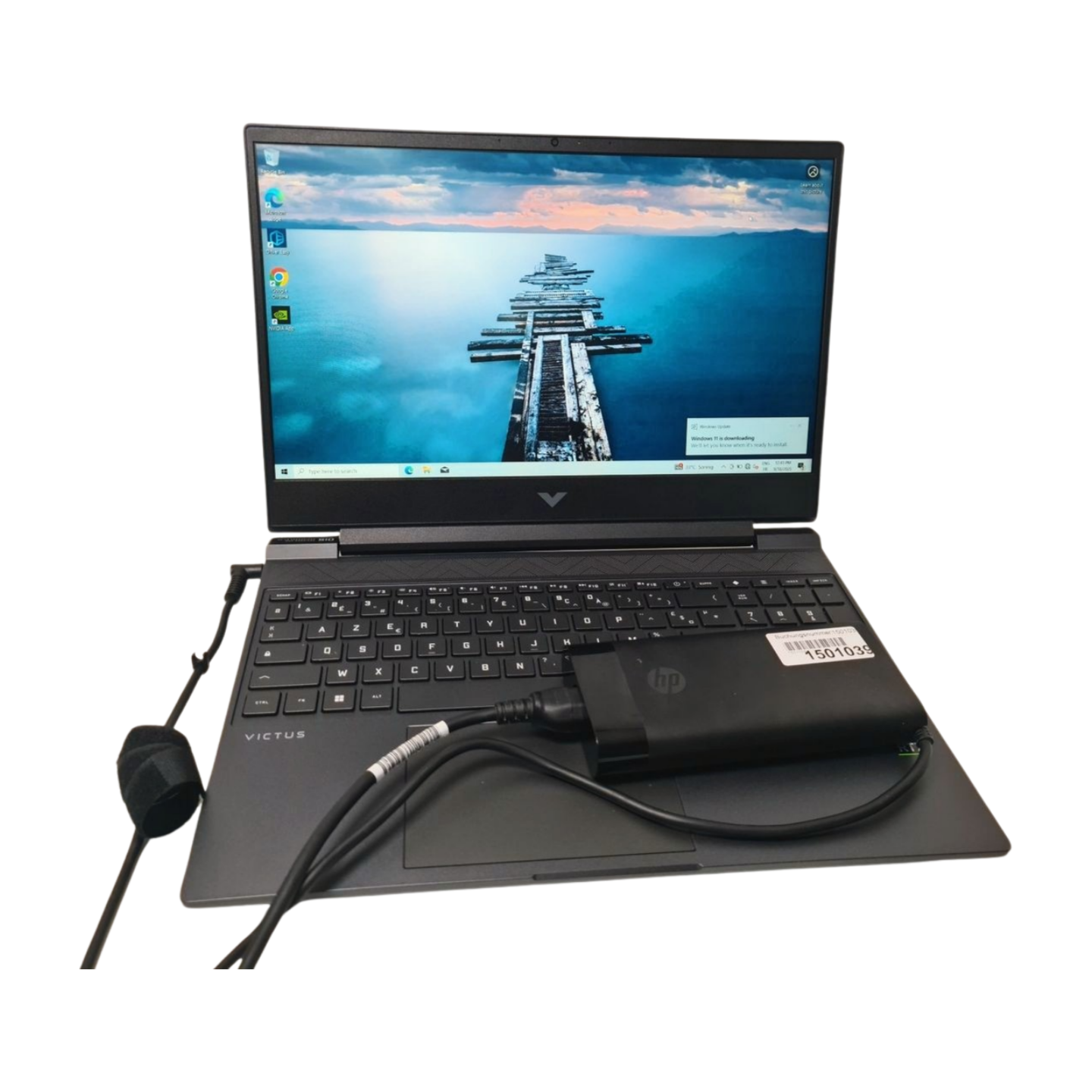 HP Victus Gaming 15,6" 144Hz 12Gen i5-12450H 12x2HGz 32GB Ram 1TB SSD RTX3050 4GB Win10