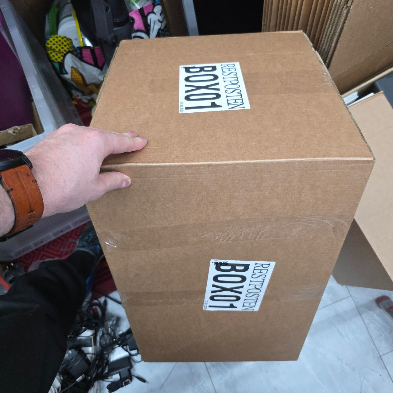 BOX1