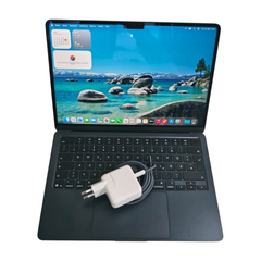 Apple MacBook Air (13,6") M4 Chip 10-Core CPU 8-Core GPU 16GB Ram 256GB SSD Zyklen 23