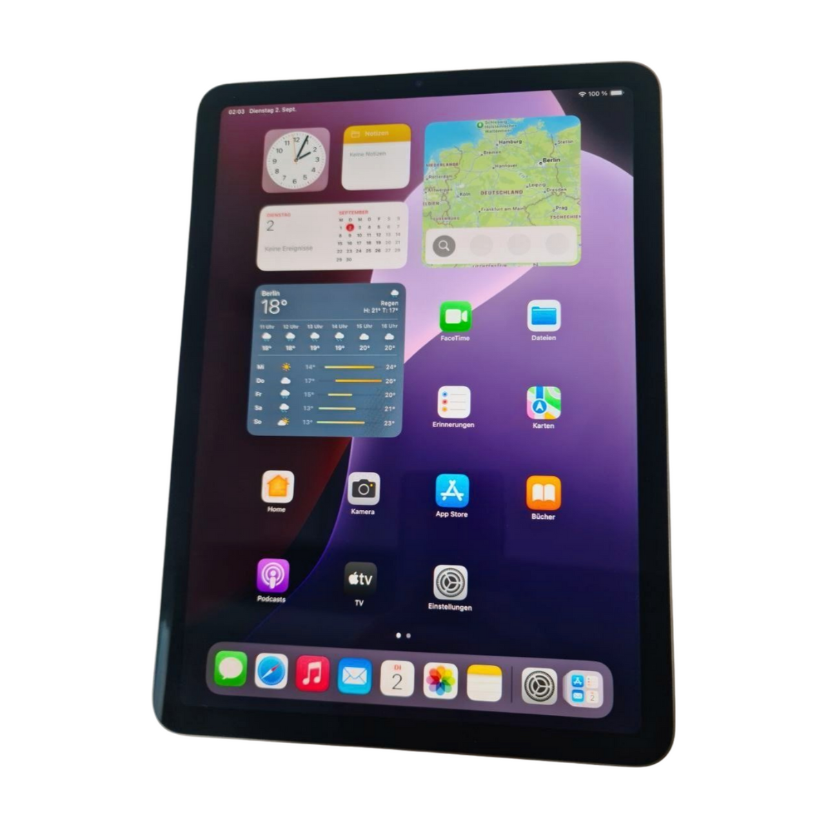 Apple iPad Air 5, Space Gray, 8GB Ram, 256GB Flash