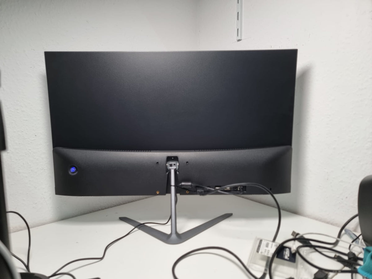 PEAQ PMO S273-IFC 27 Zoll Full-HD Slim Monitor 5 ms Reaktionszeit